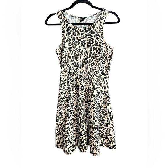 H&M Dresses & Skirts - H&M Black and White Patterned dress size S